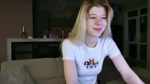 Bella online show from March 1, 8:31 pm