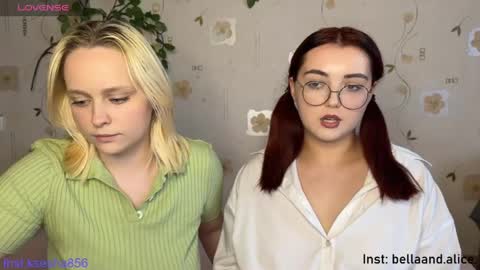bella_and_alice online show from May 24, 3:06 pm