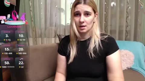 Snapshot of bella_antoniaxo chatting on May 26, 7:48 am Antonia online show from May 26, 7:48 am