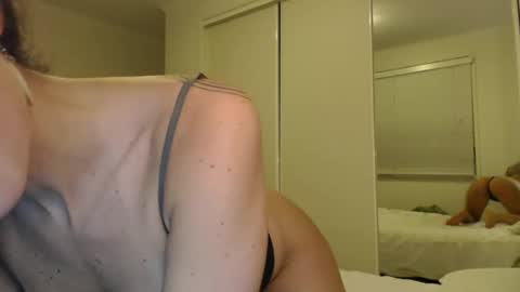 Bella online show from October 3, 10:45 am