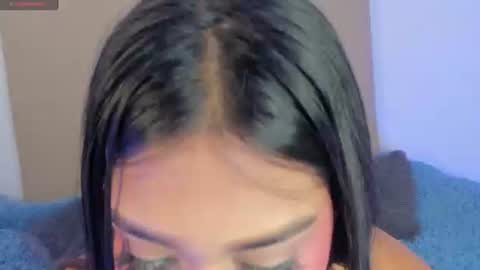 bella_blossom_ online show from June 14, 11:34 am
