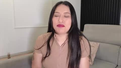 bella_cartervg online show from March 27, 12:05 pm