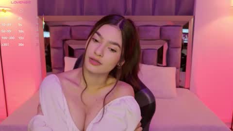 Bella  online show from November 21, 4:00 am