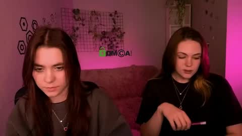 Snapshot of bella_dorn chatting on April 26, 9:40 am Bella online show from April 26, 9:40 am