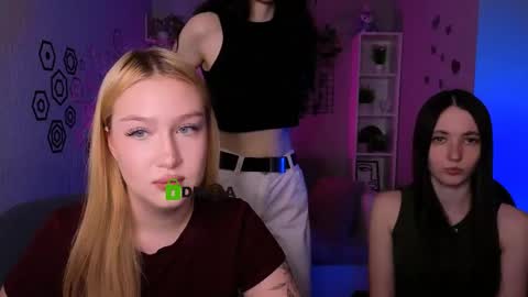 Snapshot of bella_dorn chatting on May 31, 7:15 pm Bella online show from May 31, 7:15 pm