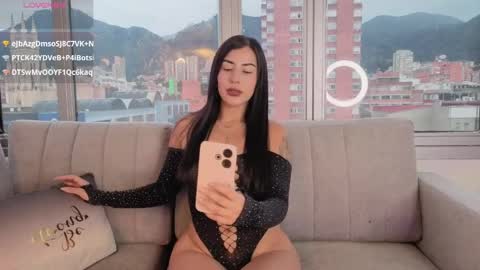 Snapshot of bella_es chatting on April 10, 9:52 pm Onlyfans isa bella 23 online show from April 10, 9:52 pm