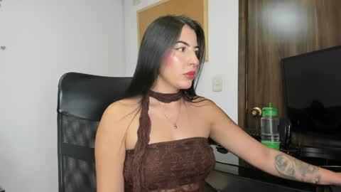 Snapshot of bella_es chatting on April 30, 4:19 am Onlyfans isa bella 23 online show from April 30, 4:19 am