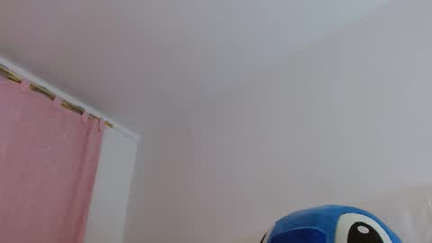 bella_gentle online show from May 15, 11:06 am