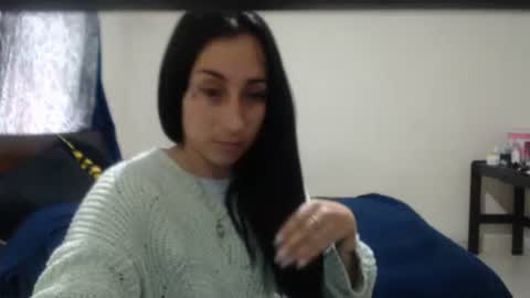 bella_luna34 online show from March 9, 9:08 pm