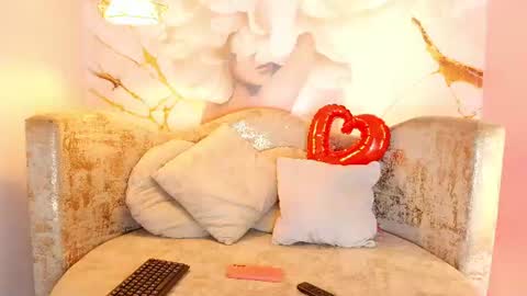 BELLA online show from July 20, 4:27 am