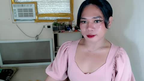 bella_ngo online show from June 29, 5:46 am