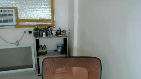 bella_ngo online show from July 3, 8:21 am