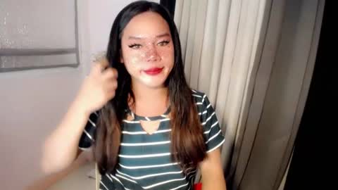 bella_ngo online show from July 14, 12:44 pm