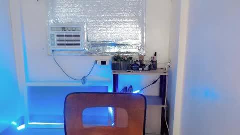 bella_ngo online show from July 15, 2:17 am