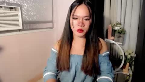 bella_ngo online show from July 18, 2:10 pm