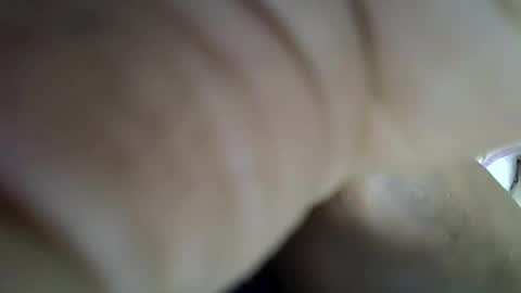 Snapshot of bella_noire1 chatting on June 6, 1:21 am bella_noire1 online show from June 6, 1:21 am