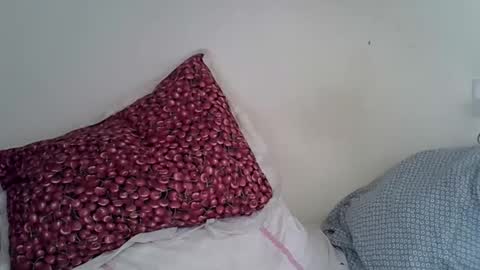 Snapshot of bella_noire1 chatting on June 9, 12:39 pm bella_noire1 online show from June 9, 12:39 pm
