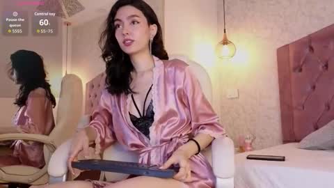 bella_nova__ online show from March 14, 5:02 am