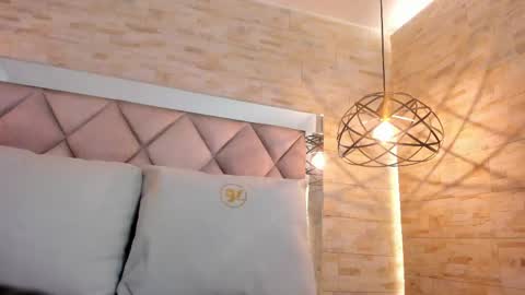 Snapshot of bella_novoa chatting on March 18, 3:31 am BELLA online show from March 18, 3:31 am