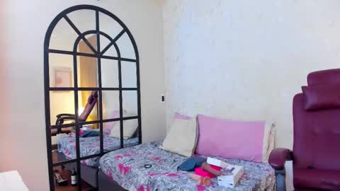 Bella Riviera online show from October 22, 12:05 pm