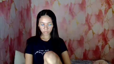 bella online show from June 13, 12:03 pm