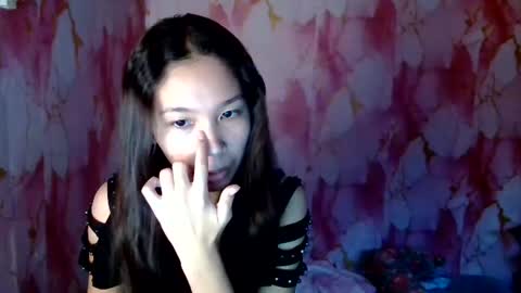 bella online show from June 16, 9:45 am