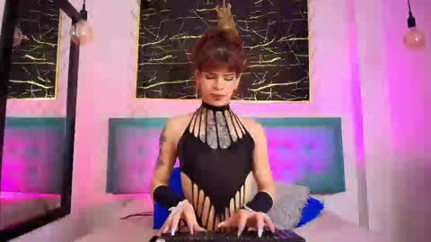 Snapshot of bella_salvatore chatting on September 9, 10:20 pm online show from September 9, 10:20 pm