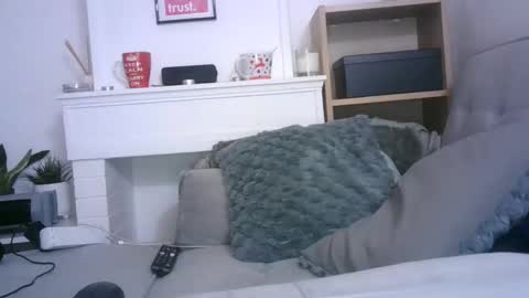 bella_sexy_feet online show from January 15, 6:08 pm