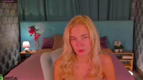 Bella online show from September 22, 12:01 am