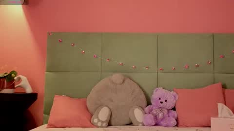 Bella NEW ROOM online show from June 27, 1:10 am