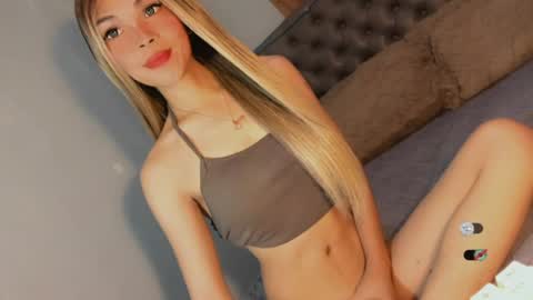 Bella online show from June 13, 3:37 am