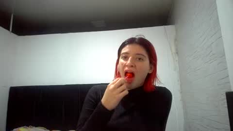 bella_thorne1999 online show from July 4, 3:02 am