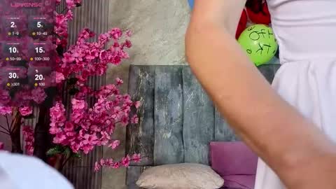 Bella online show from November 26, 8:26 am