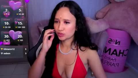 Snapshot of bella_vibes_s chatting on April 29, 5:30 pm Bella online show from April 29, 5:30 pm