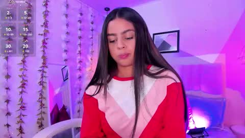 BELLA online show from December 16, 9:42 pm