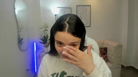  Bella Hadid  online show from December 27, 11:28 am