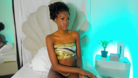 Snapshot of bellaadajud chatting on January 18, 6:50 am Bella Dajud online show from January 18, 6:50 am