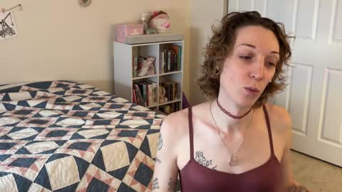 bellababy444 online show from February 1, 7:23 pm