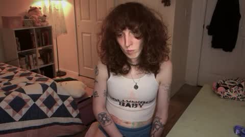 Snapshot of bellababy444 chatting on April 1, 6:14 am bellababy444 online show from April 1, 6:14 am