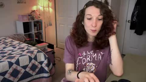 Snapshot of bellababy444 chatting on May 19, 4:24 pm bellababy444 online show from May 19, 4:24 pm