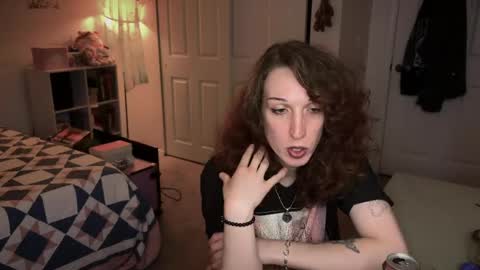Snapshot of bellababy444 chatting on May 20, 4:29 am bellababy444 online show from May 20, 4:29 am