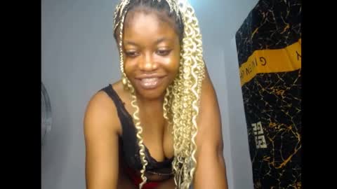 Snapshot of bellababy7 chatting on May 14, 5:53 pm bella online show from May 14, 5:53 pm