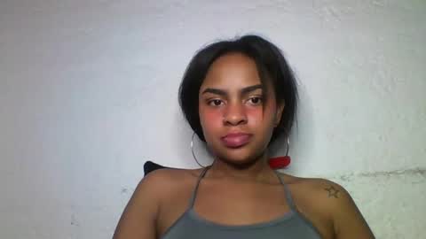 Bella online show from December 1, 8:53 pm