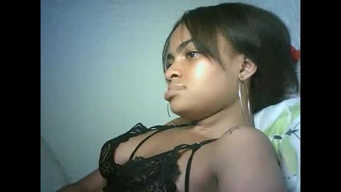 Bella online show from December 8, 9:41 pm