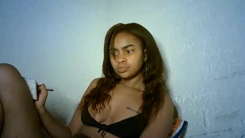 Bella online show from January 19, 10:39 pm