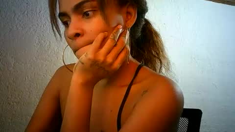 Bella online show from February 20, 6:17 am