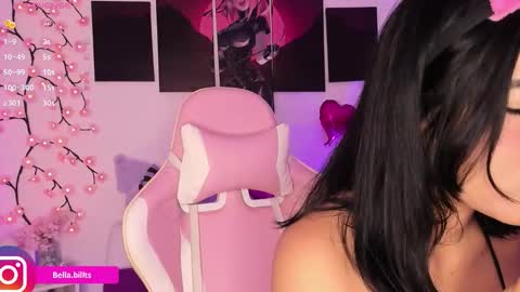 Bella online show from March 14, 2:11 pm