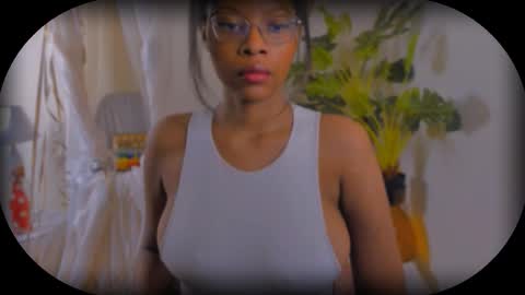Bellah Blakes-Sarah Scrumptious Lee online show from September 18, 2:13 am