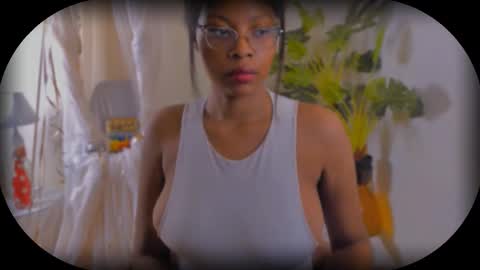 Bellah Blakes-Sarah Scrumptious Lee online show from September 18, 3:36 pm