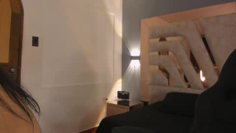 bellaboobs_ online show from May 27, 8:39 pm